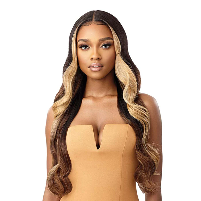 Outre Melted Hairline Glueless HD Lace Front Wig - MANUELLA