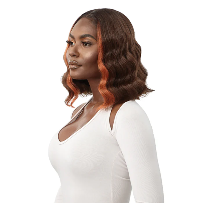 Outre Premium Synthetic HD Lace Front Deluxe Wig - SILVANA - Image 2